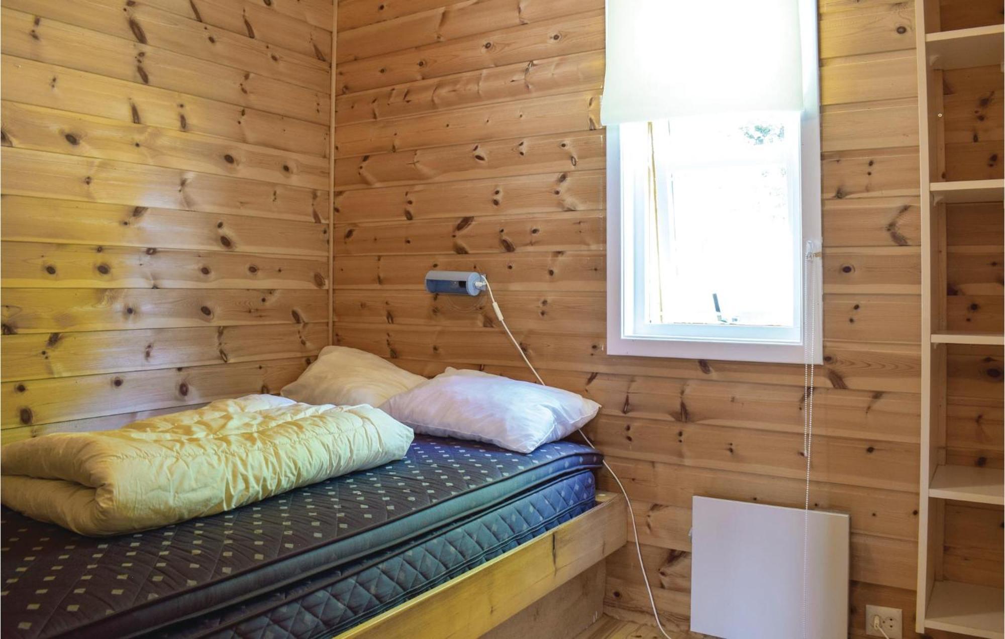 3 Bedroom Lovely Home In Vallavik Vangsbygd Kültér fotó