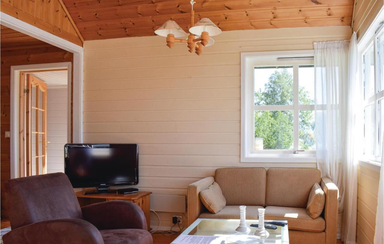 3 Bedroom Lovely Home In Vallavik Vangsbygd Kültér fotó